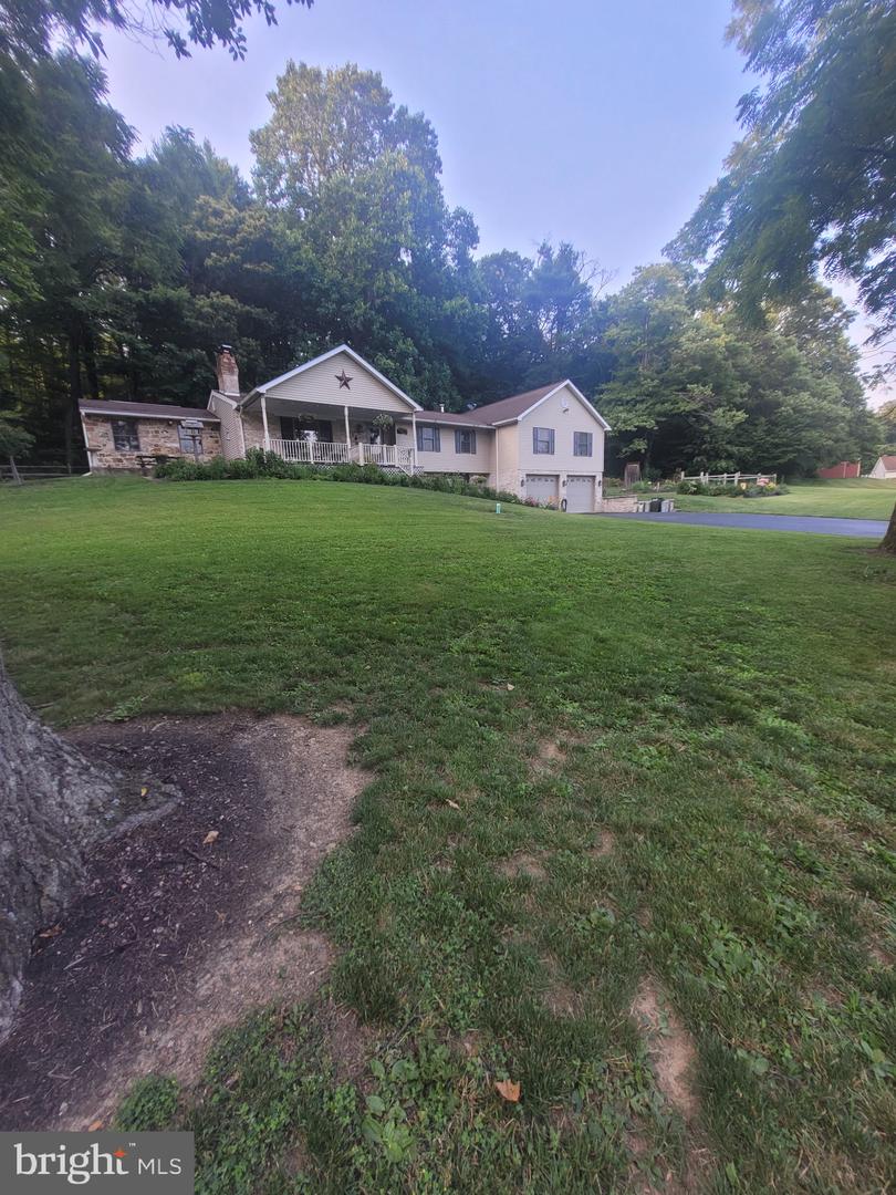 4752 Ulsh Gap Rd Property Photo 2