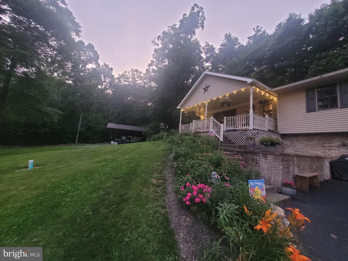 4752 Ulsh Gap Rd Property Photo 4