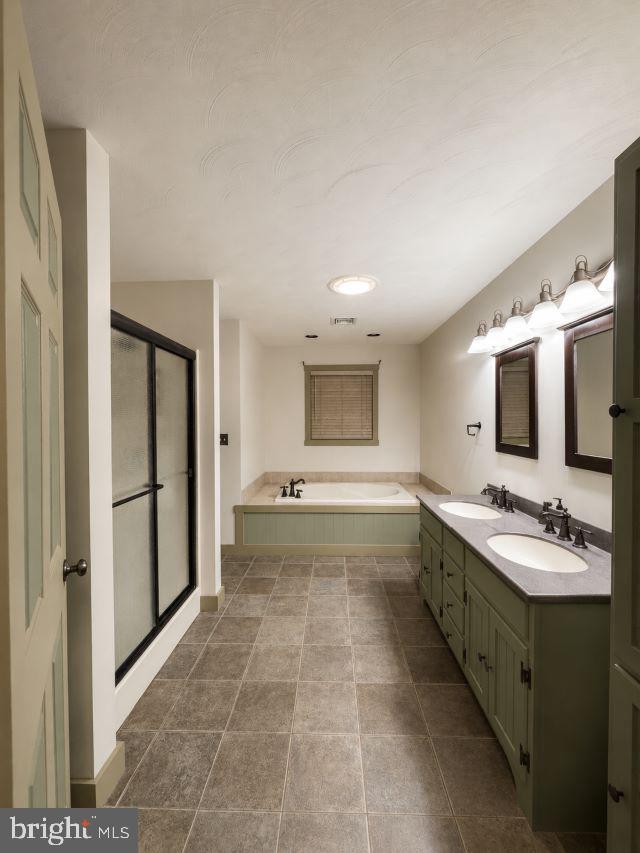 4752 Ulsh Gap Rd Property Photo 23