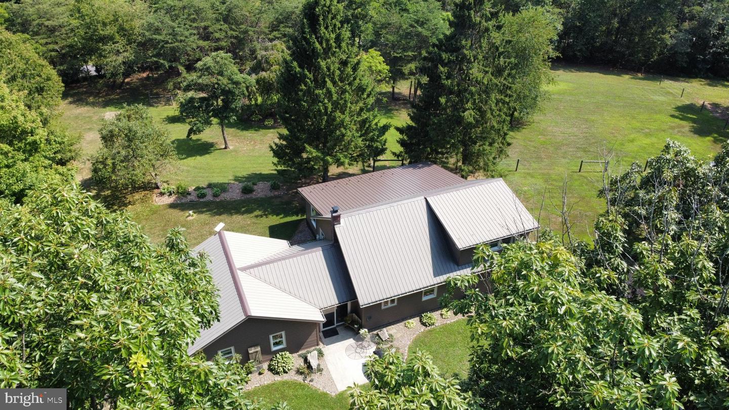 830 Clark Hill Rd Property Photo 17