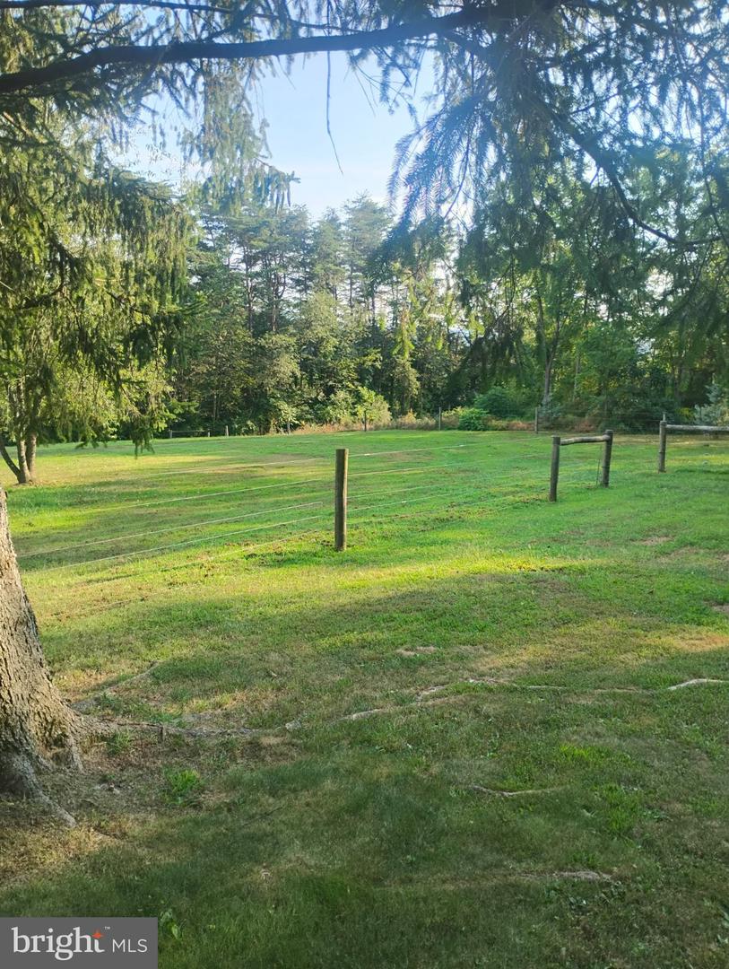 830 Clark Hill Rd Property Photo 18