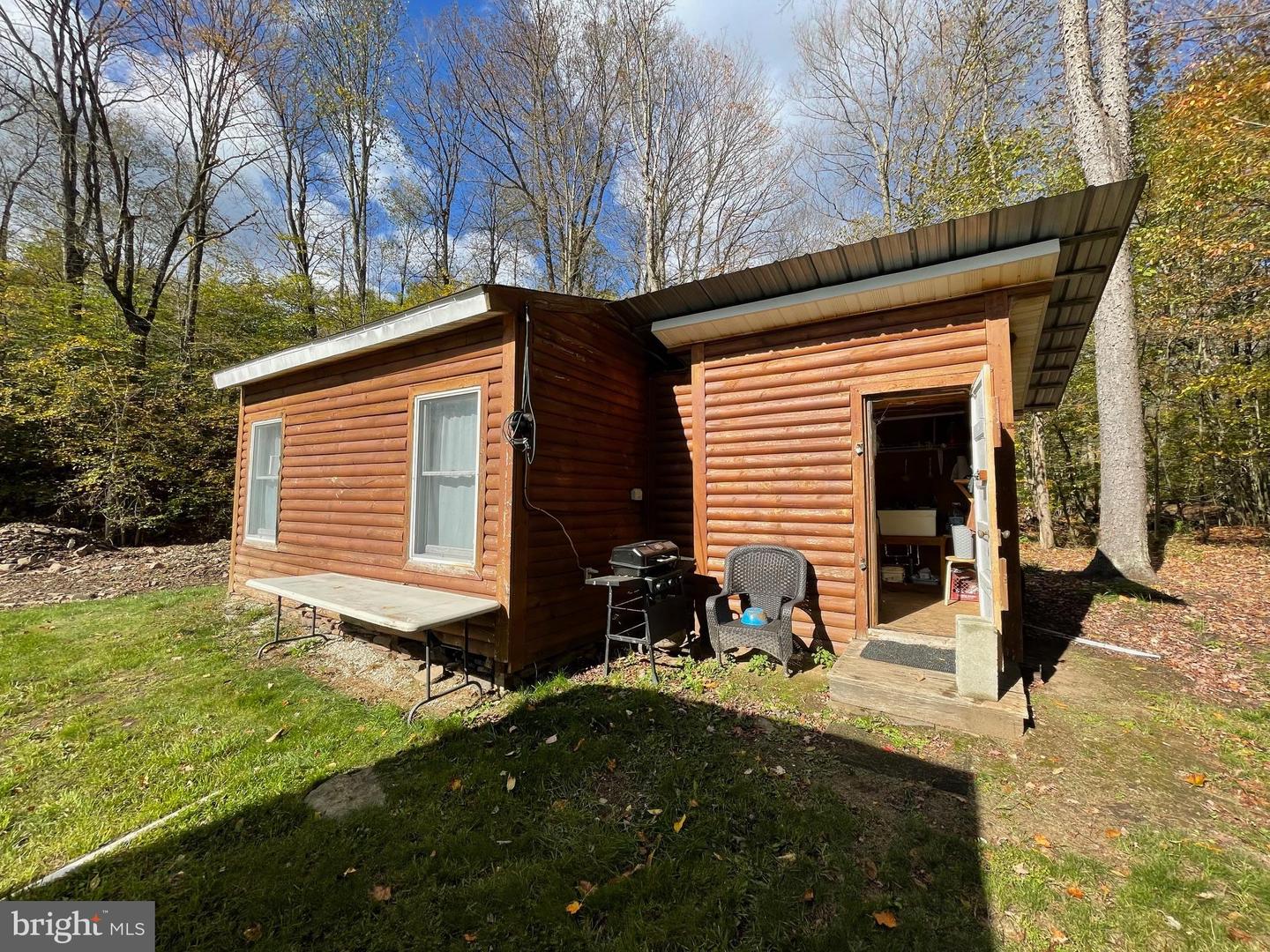 3450 Phoenix Run Property Photo