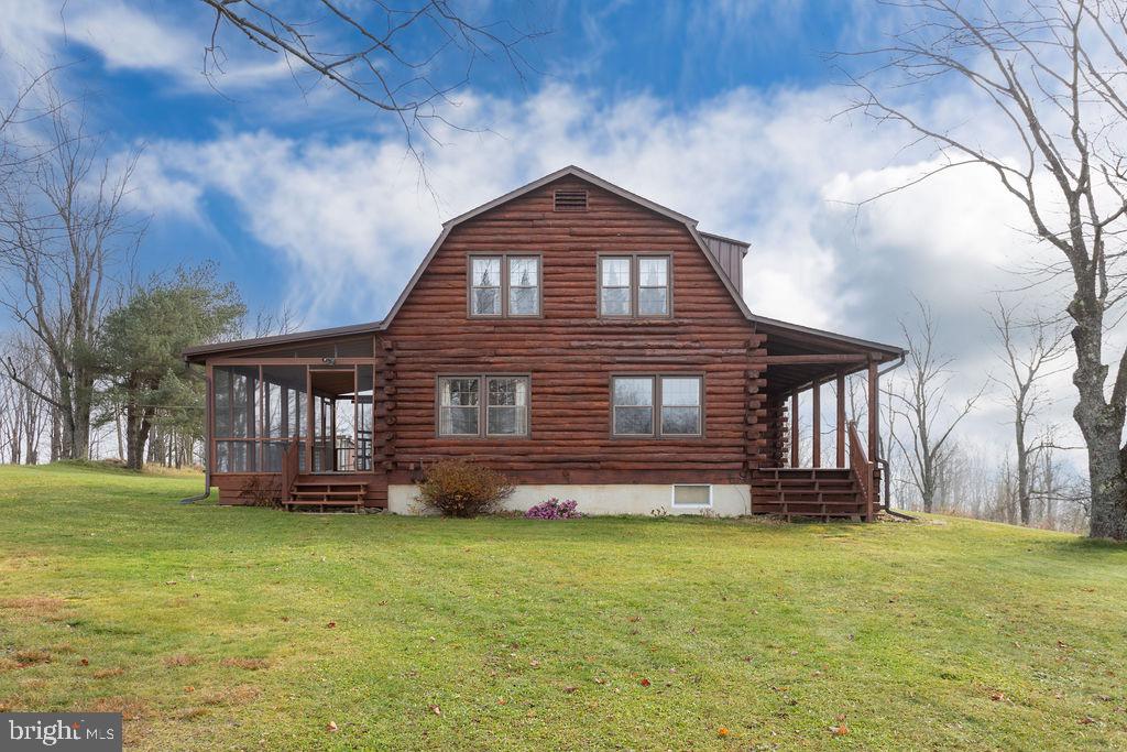 585 Fry Road Property Photo 2