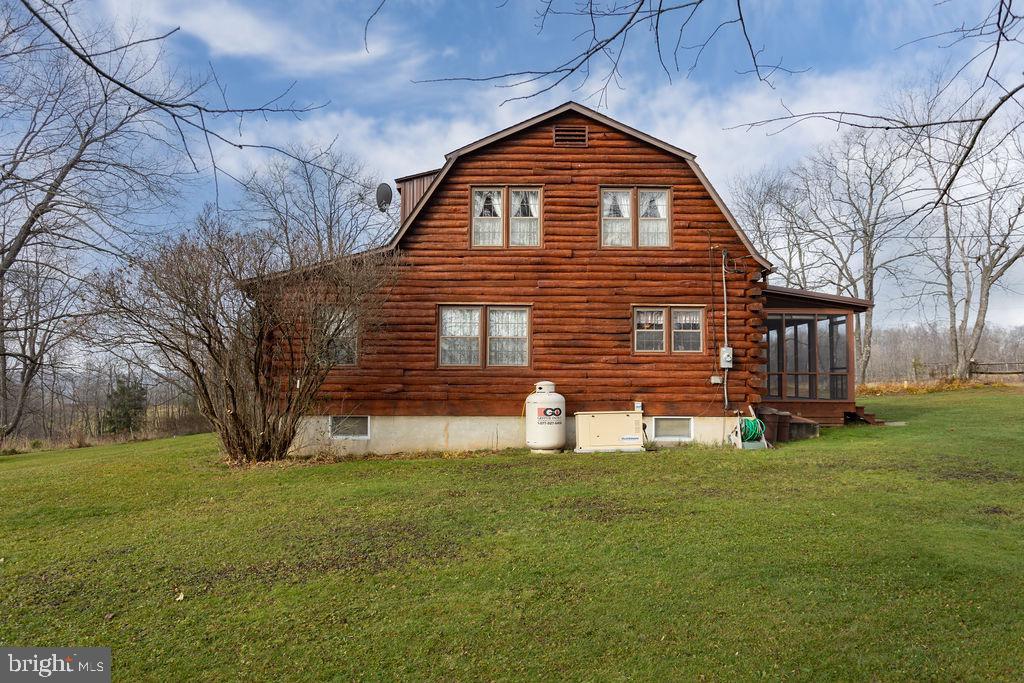585 Fry Road Property Photo 6