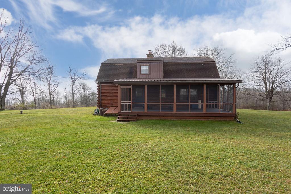 585 Fry Road Property Photo 8
