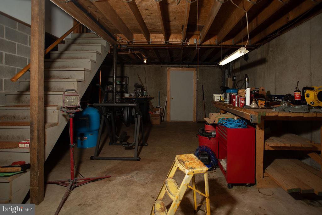 585 Fry Road Property Photo 33