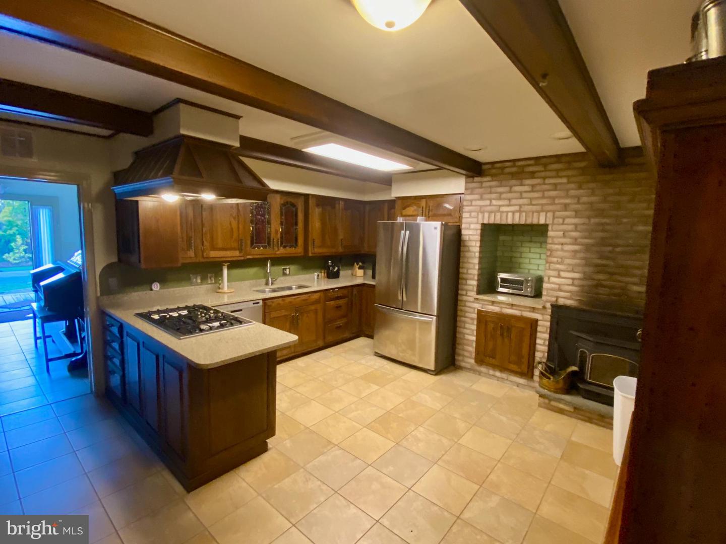 10491 River Rd Property Photo 43