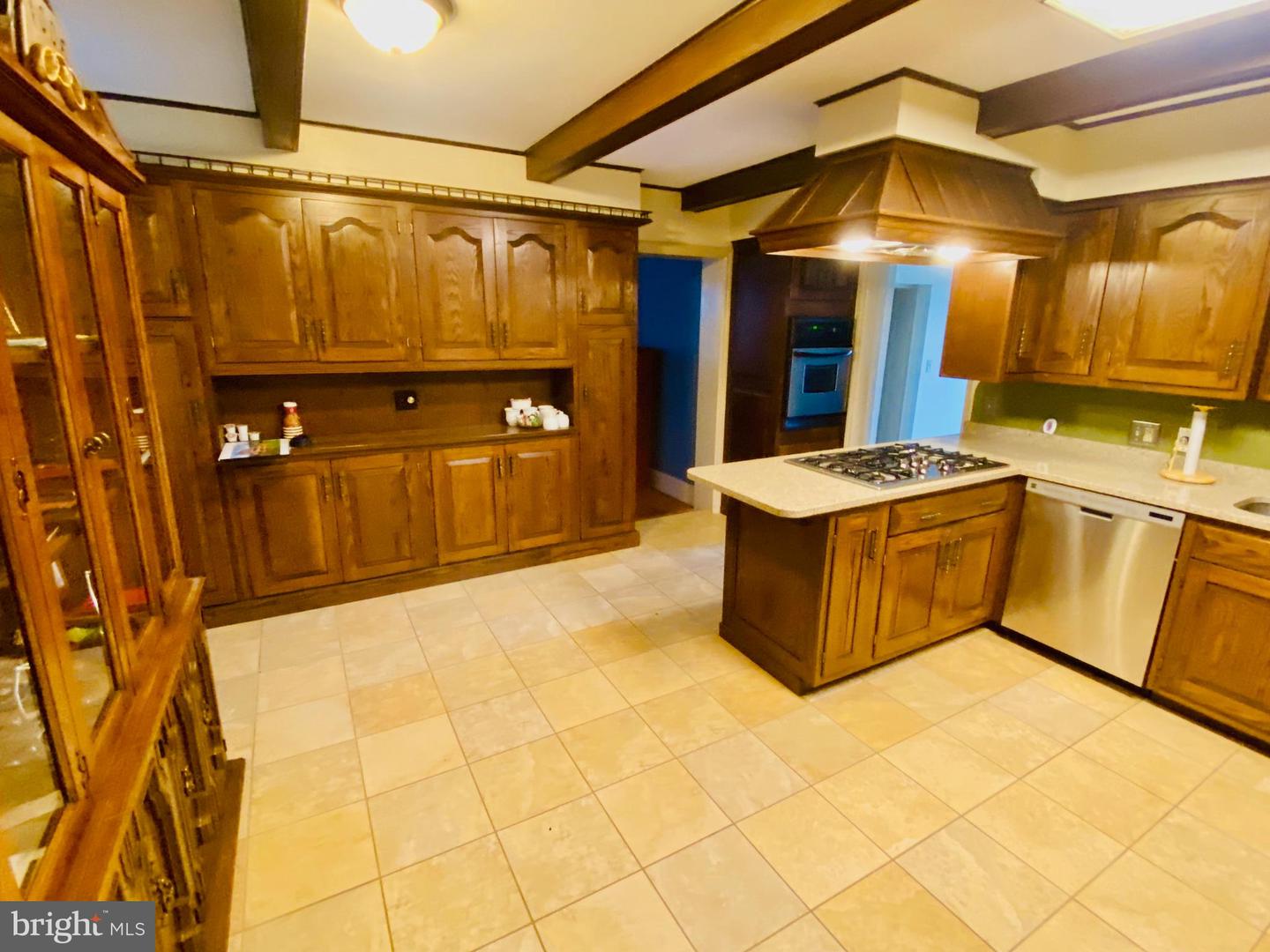 10491 River Rd Property Photo 45