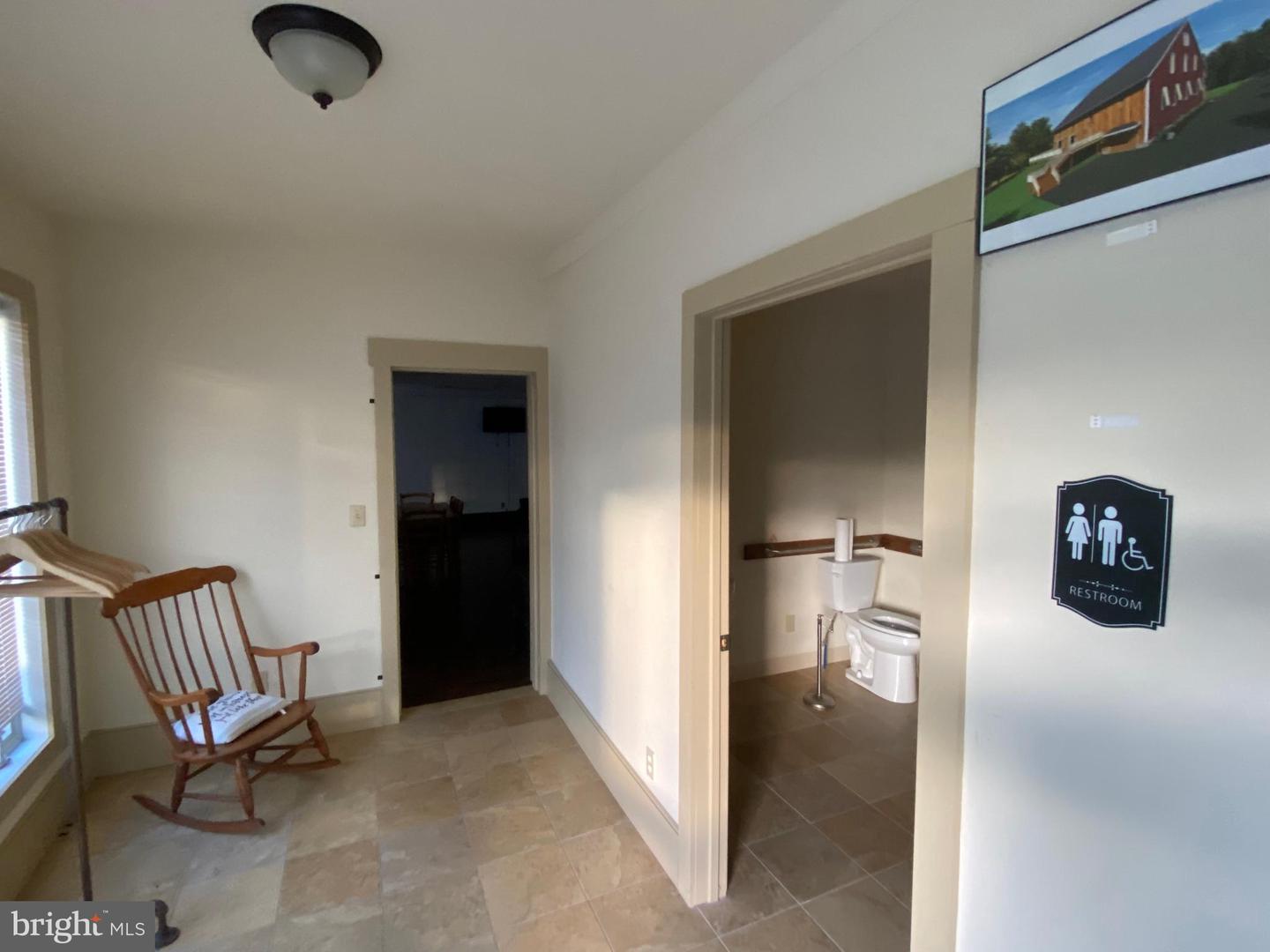 10491 River Rd Property Photo 55