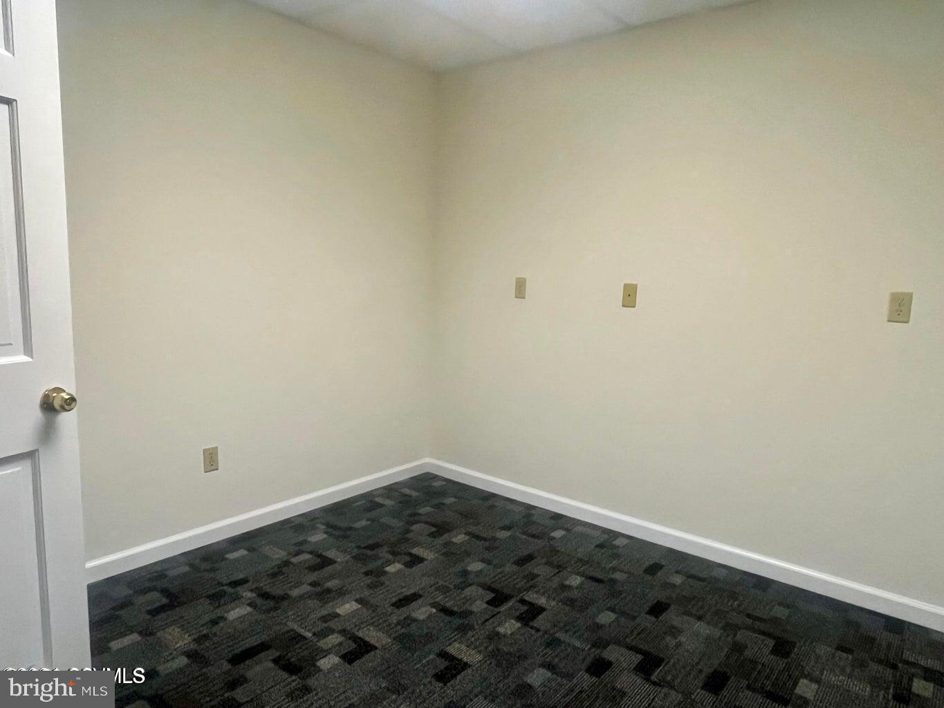1157 Westbranch Highway Property Photo 10