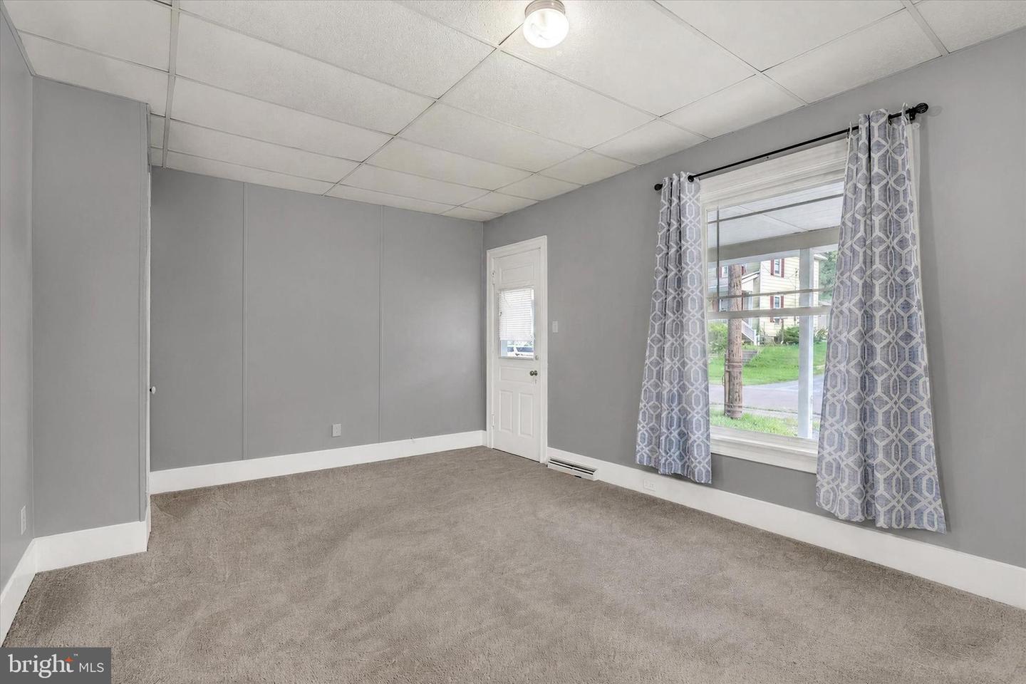 416 Highland Ave Property Photo 5