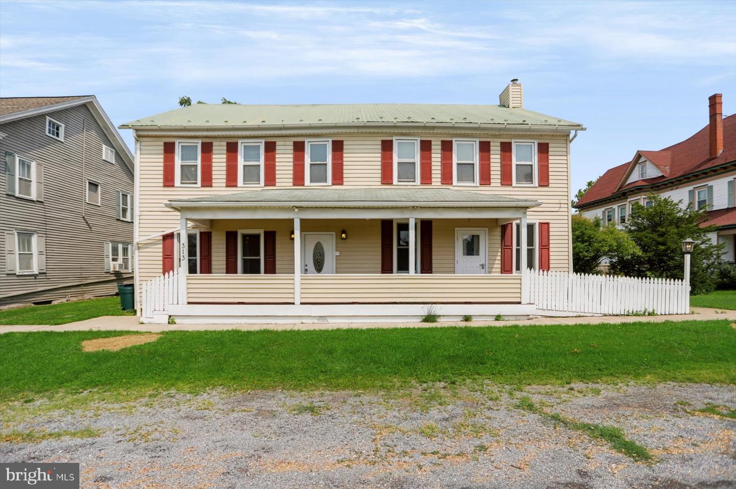 313 Market St Property Photo 1