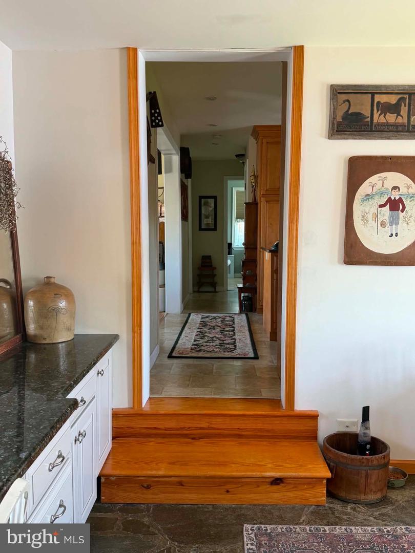 412 Plum St Property Photo 17