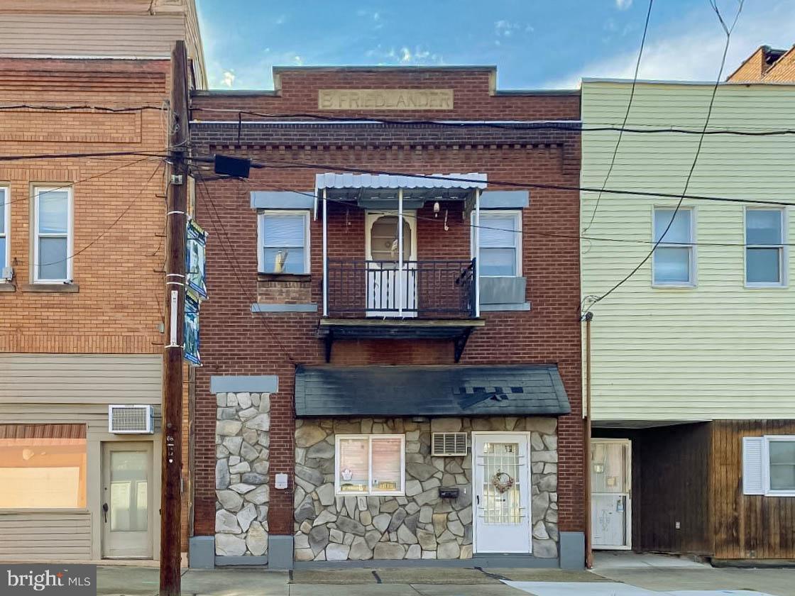 767 Mckean Ave Property Photo