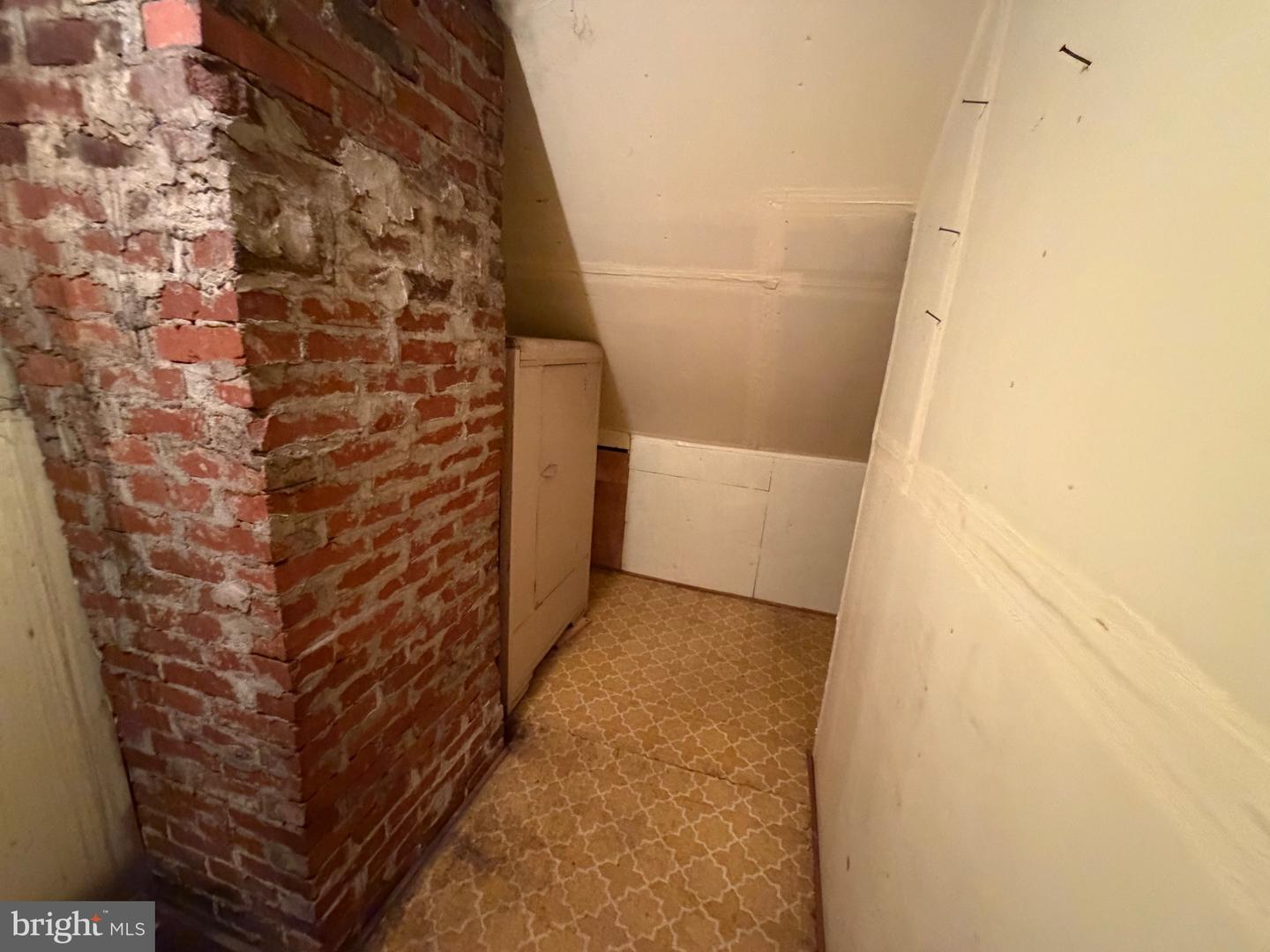 309 Gibson Ave Property Photo 5
