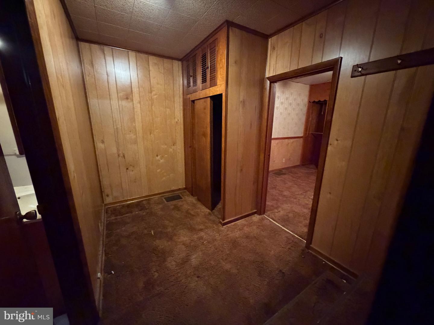 309 Gibson Ave Property Photo 9