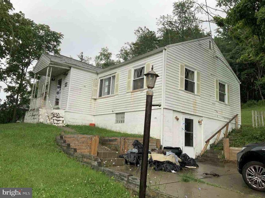 939 S Central Ave Property Photo 1