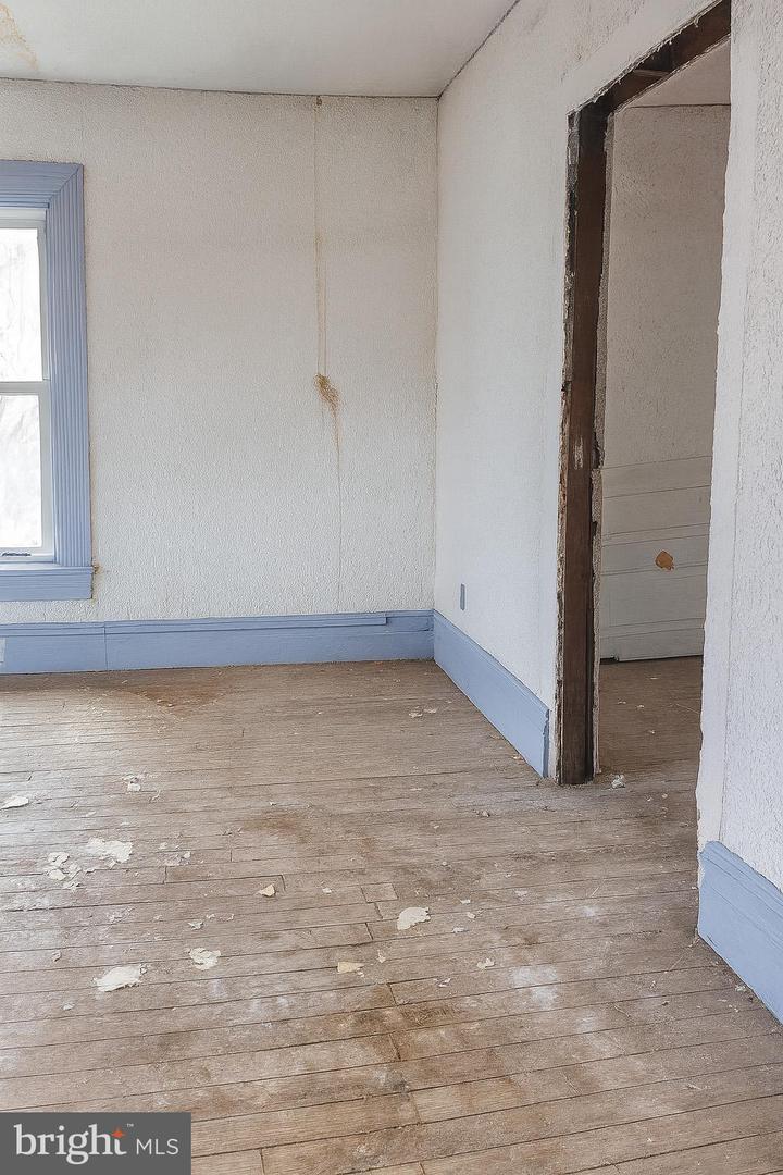 2713 Wilson St Property Photo 7
