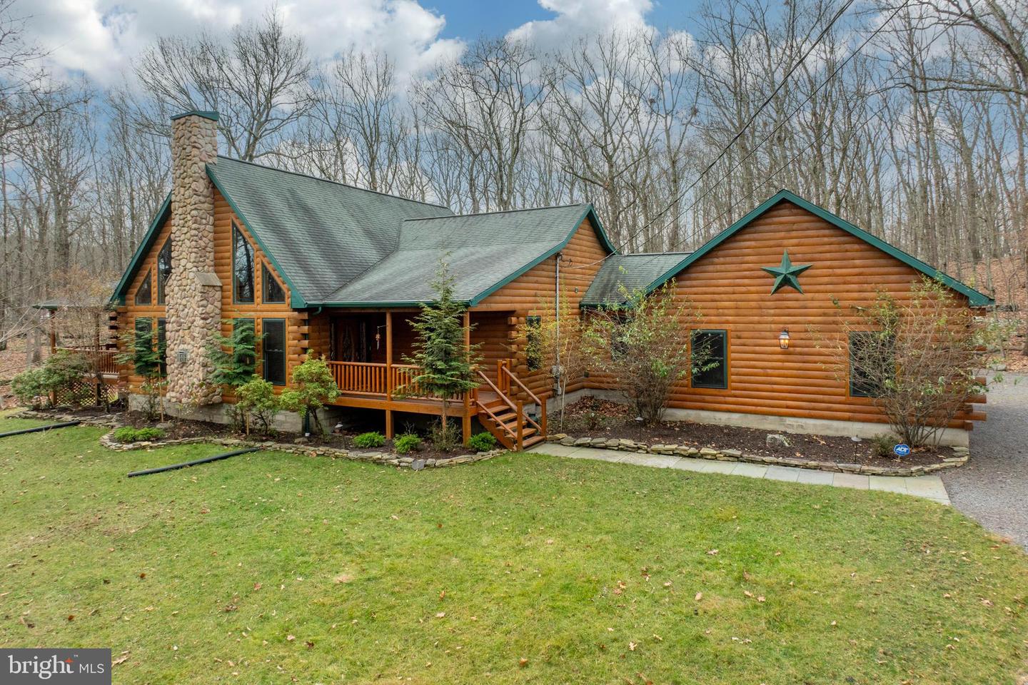 1212 Acacia Property Photo