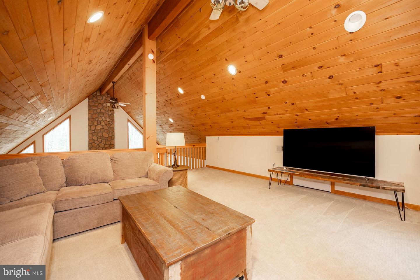 1212 Acacia Property Photo 17
