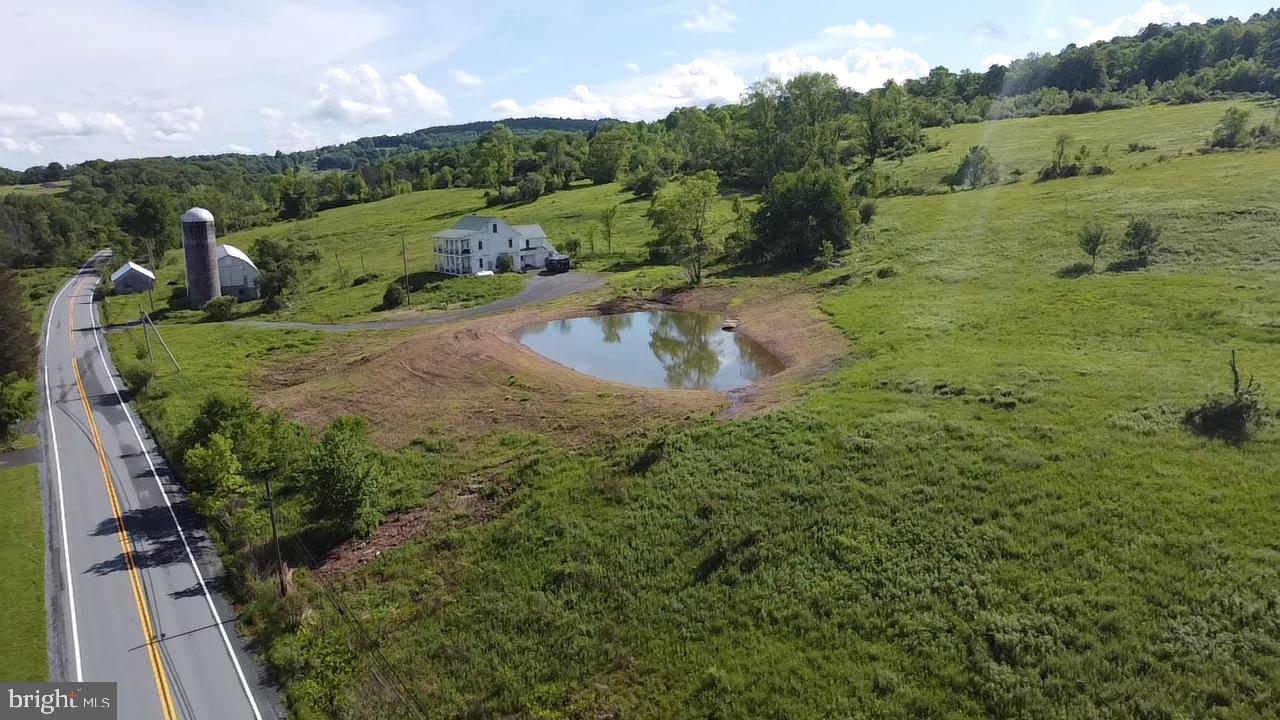 2725 Hancock Hwy Property Photo