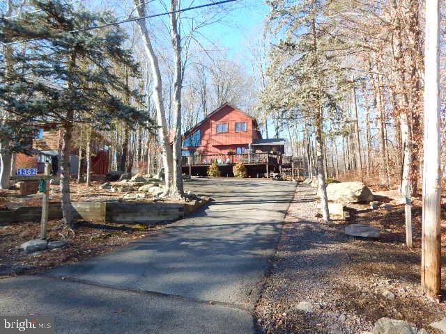 75 Woodhill Ln Property Photo 1