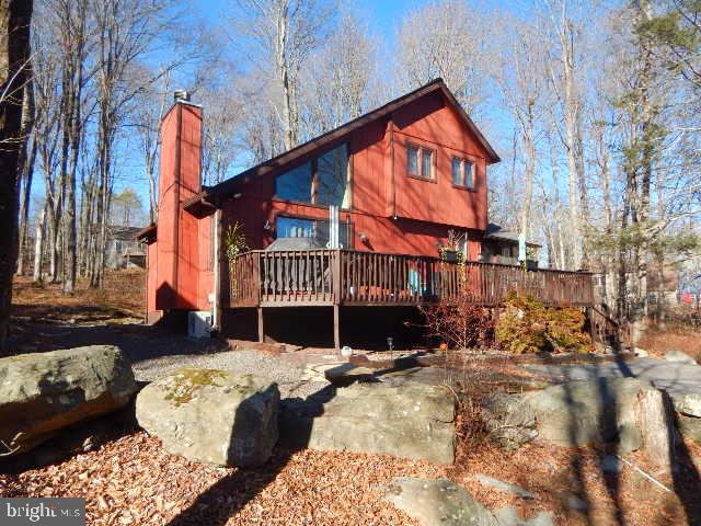 75 Woodhill Ln Property Photo 3