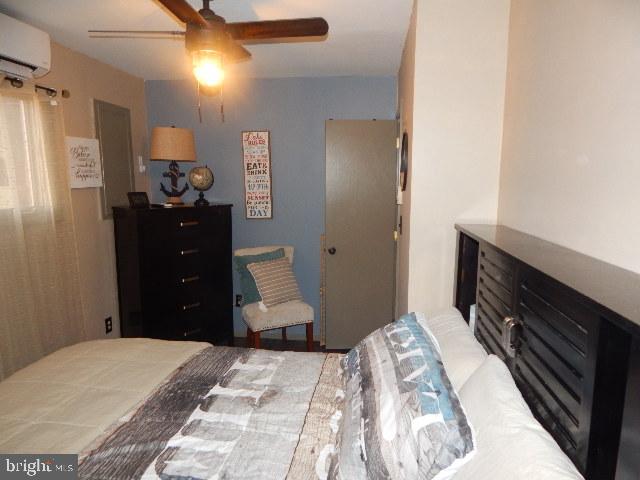 75 Woodhill Ln Property Photo 17