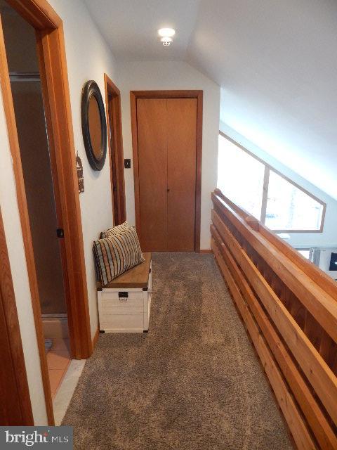 75 Woodhill Ln Property Photo 18
