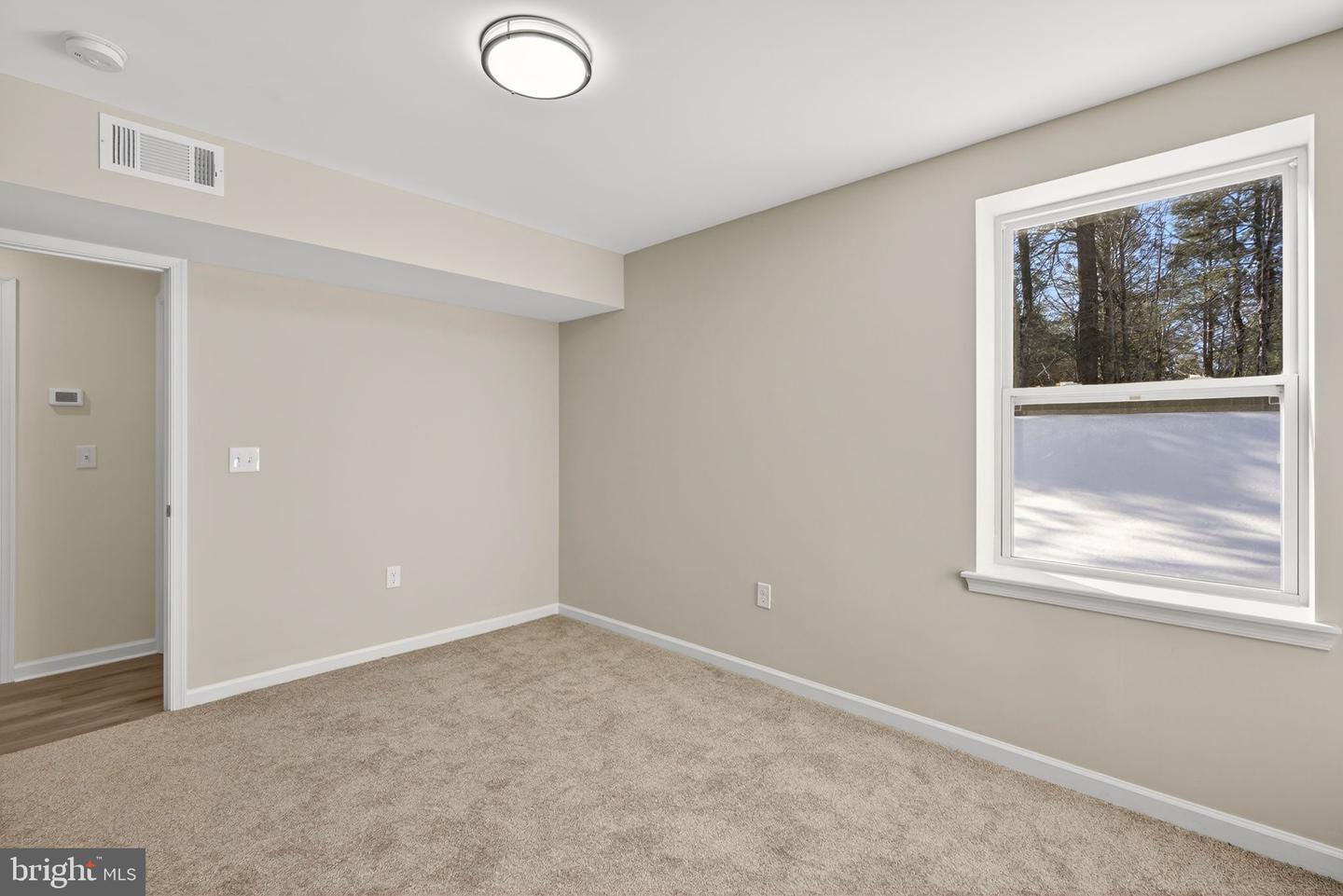 1073 Westside Dr Property Photo 51