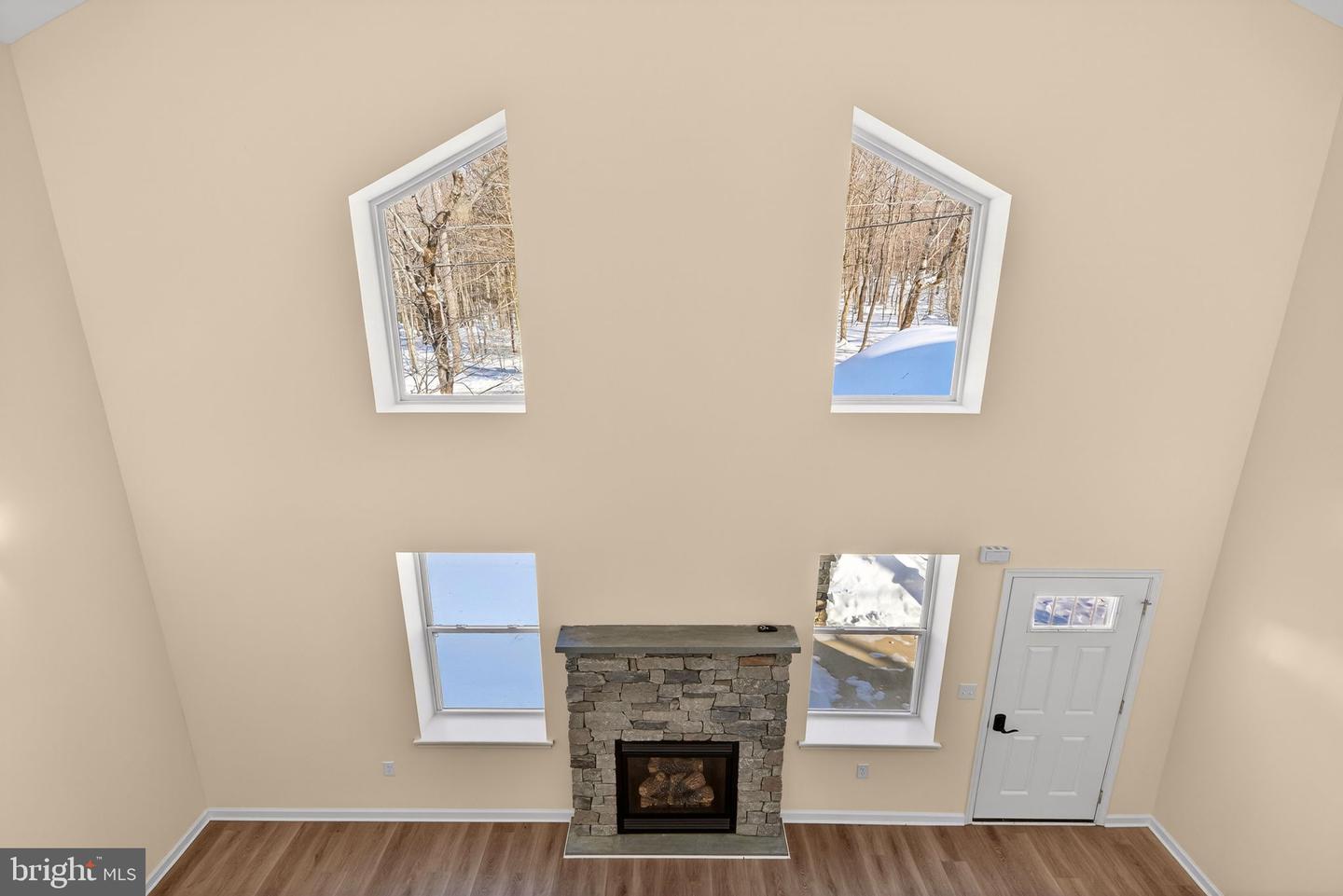 1073 Westside Dr Property Photo 59