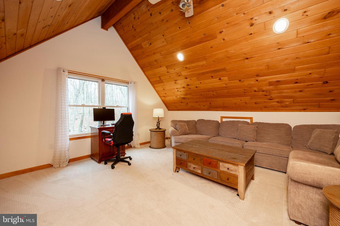 1212 Acacia Property Photo 16