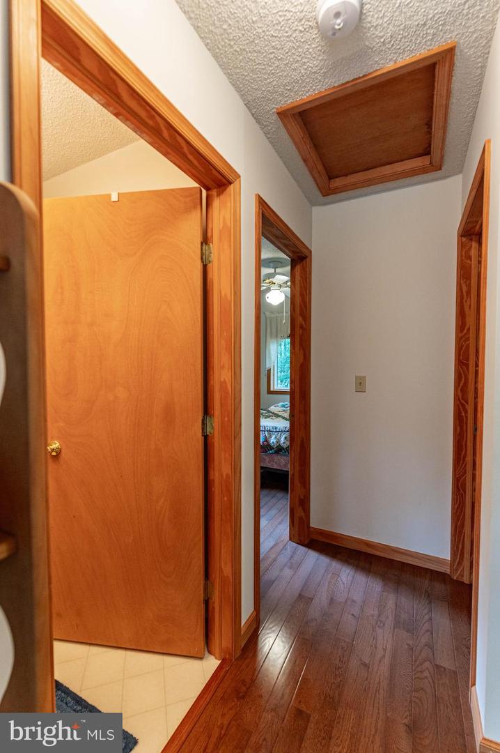 1006 Rolling Hills Dr Property Photo 29