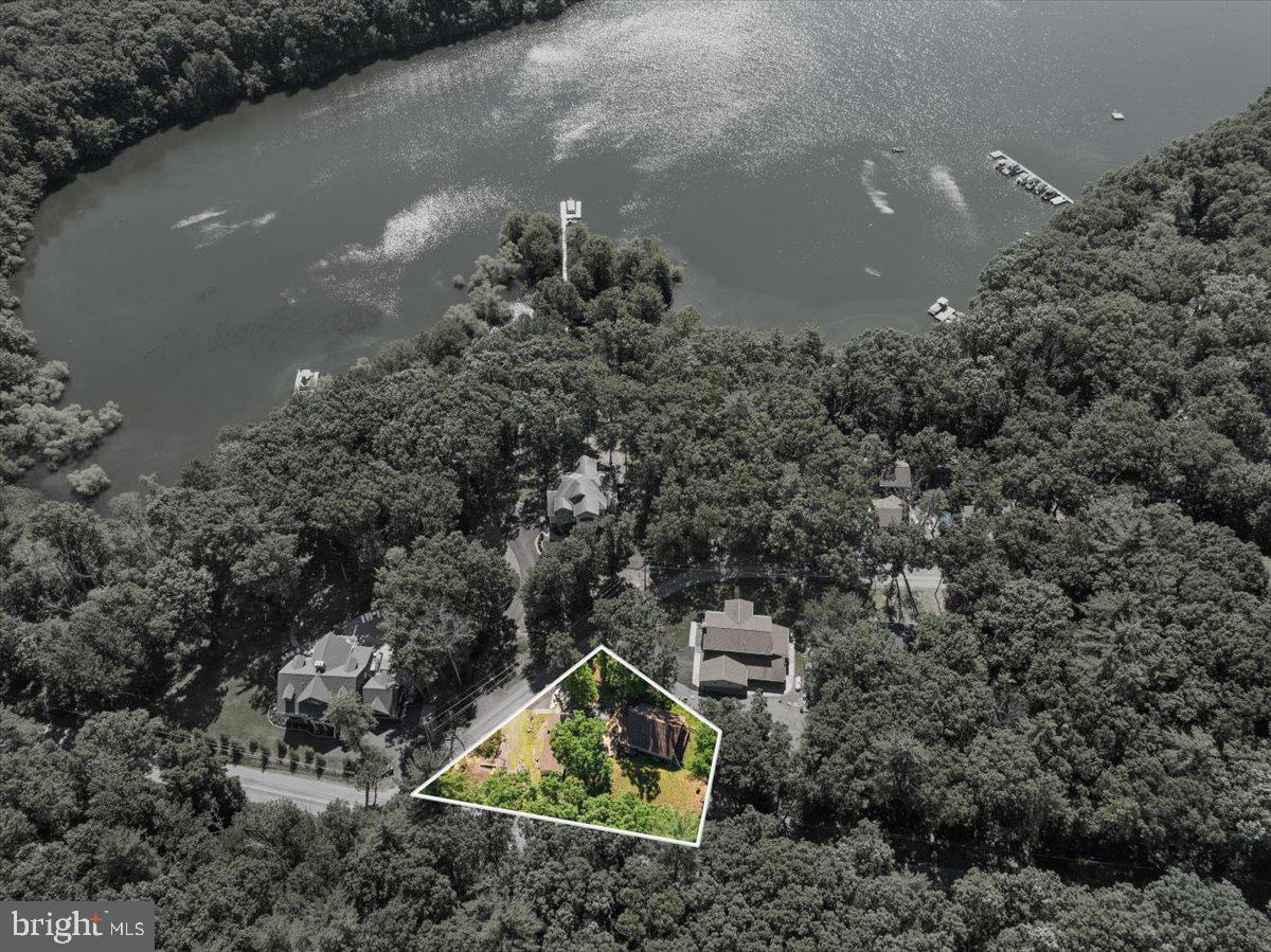 6 Lakeside Dr Property Photo 27