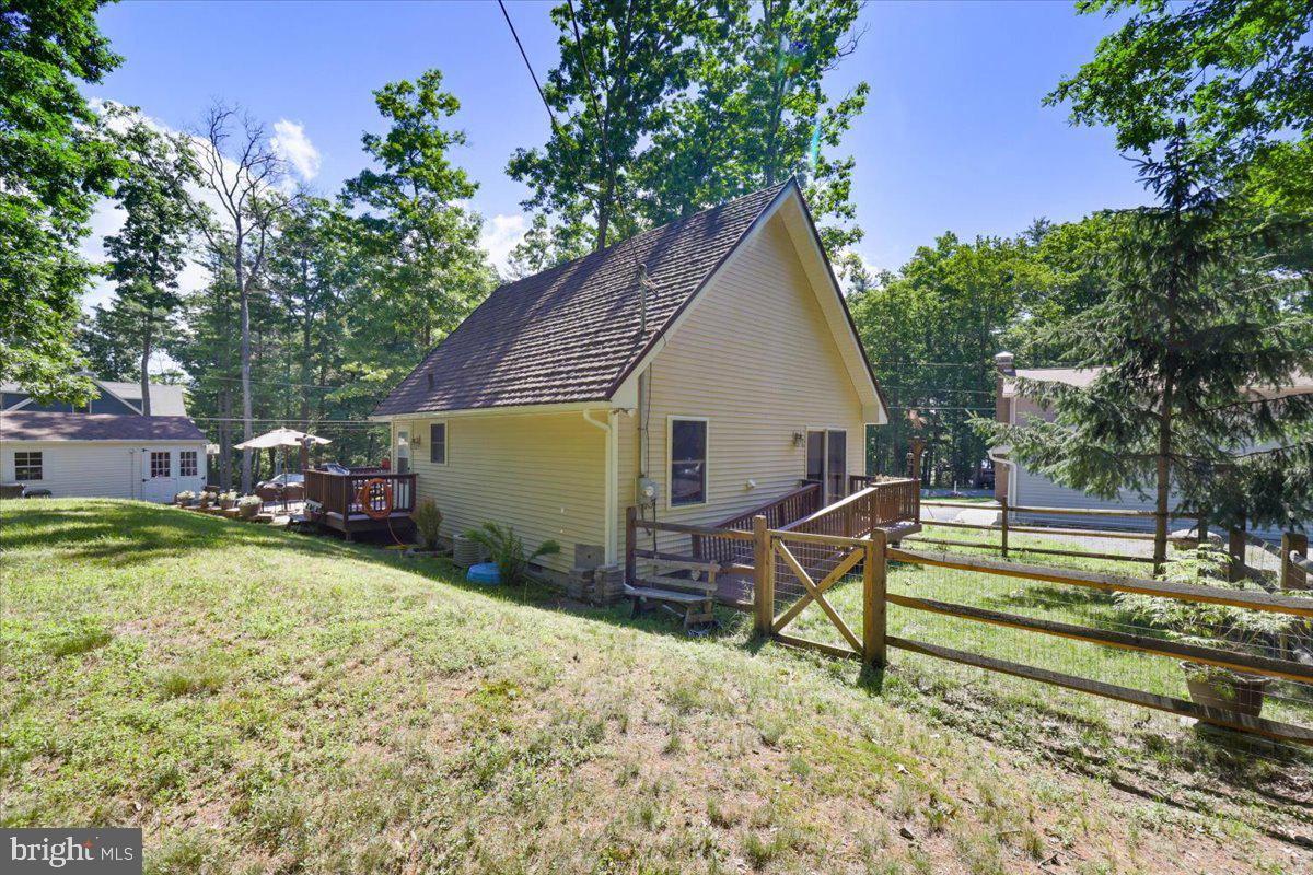 6 Lakeside Dr Property Photo 39
