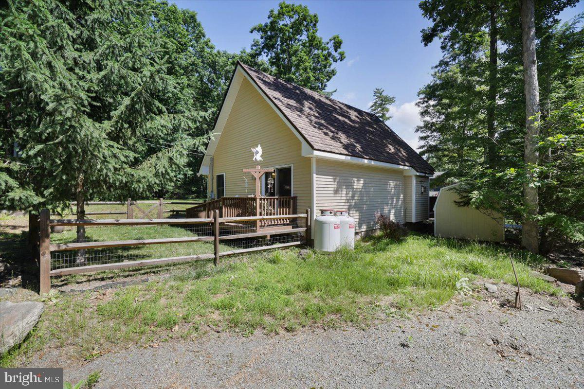 6 Lakeside Dr Property Photo 41