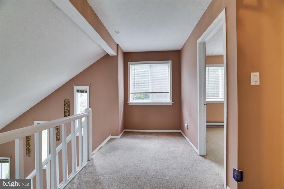 1065 Breezewood Dr Property Photo 25