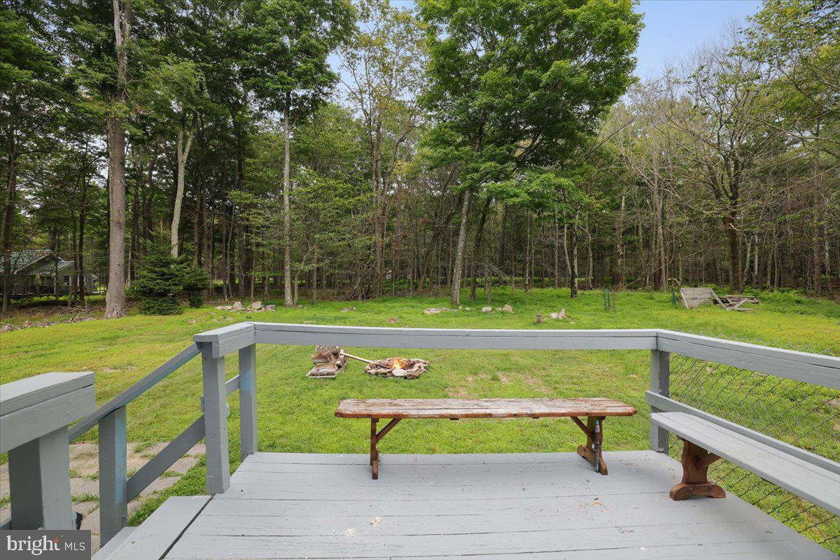 1065 Breezewood Dr Property Photo 32