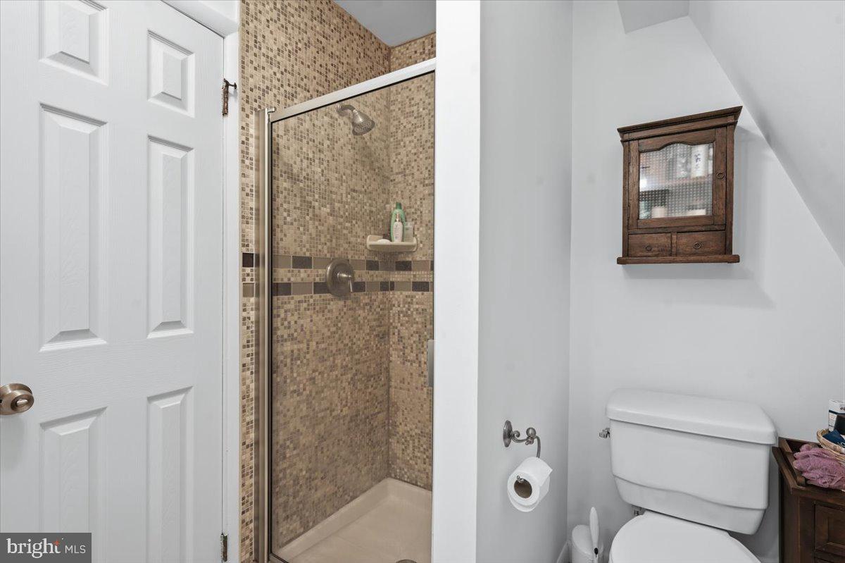 1458 Woodcrest Ln Property Photo 30