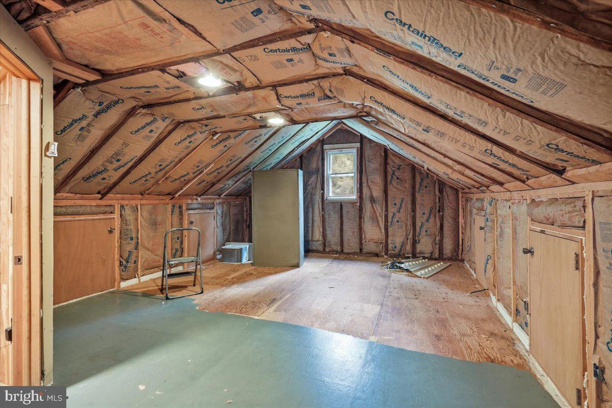 42 River Rd Property Photo 21