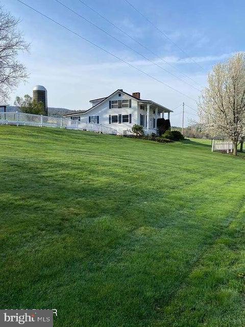 346 Main St Property Photo 26