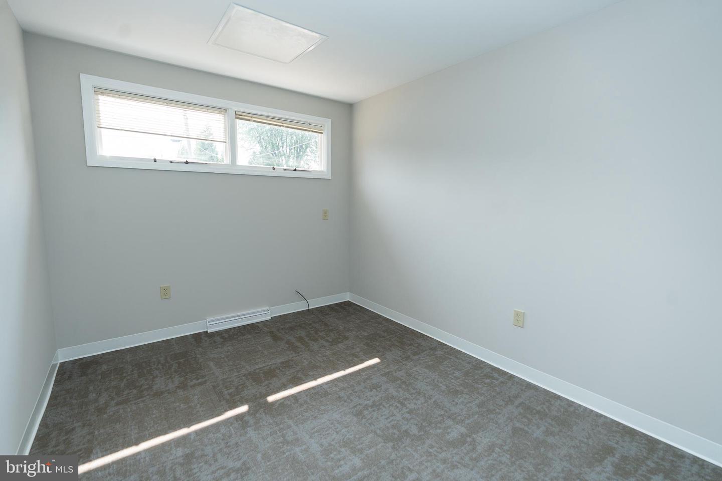 2242 S Queen St Property Photo 24