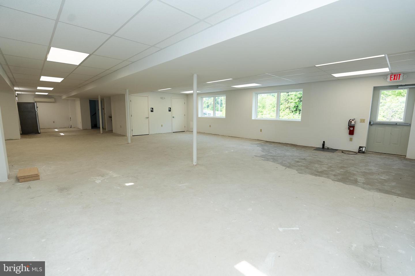 2242 S Queen St Property Photo 29