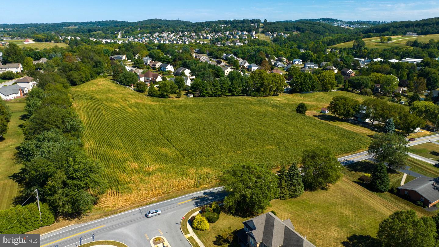 Lot 6 Berkeley Model Chestnut Hill Road Property Photo 5