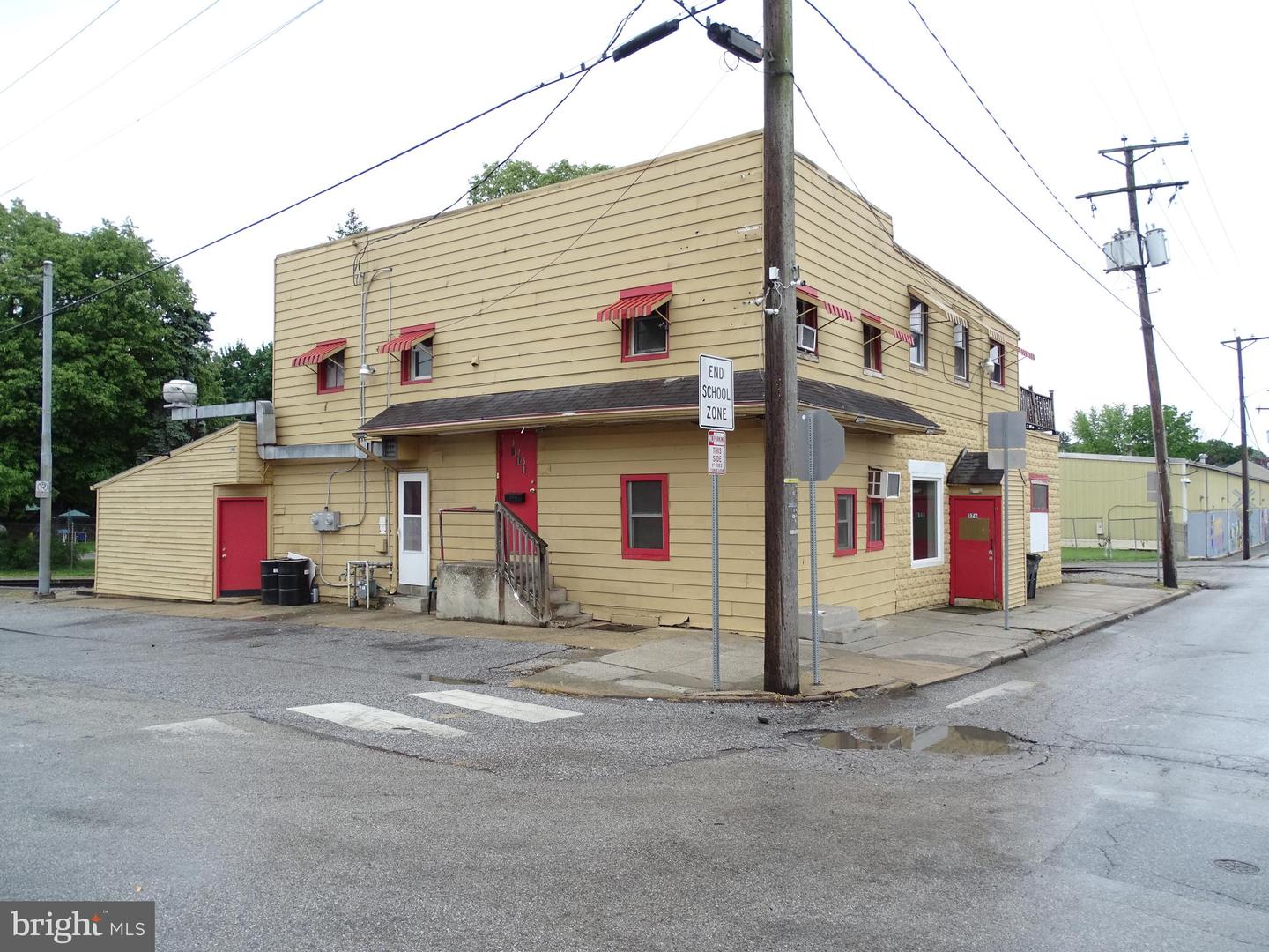 376 Walnut St Property Photo