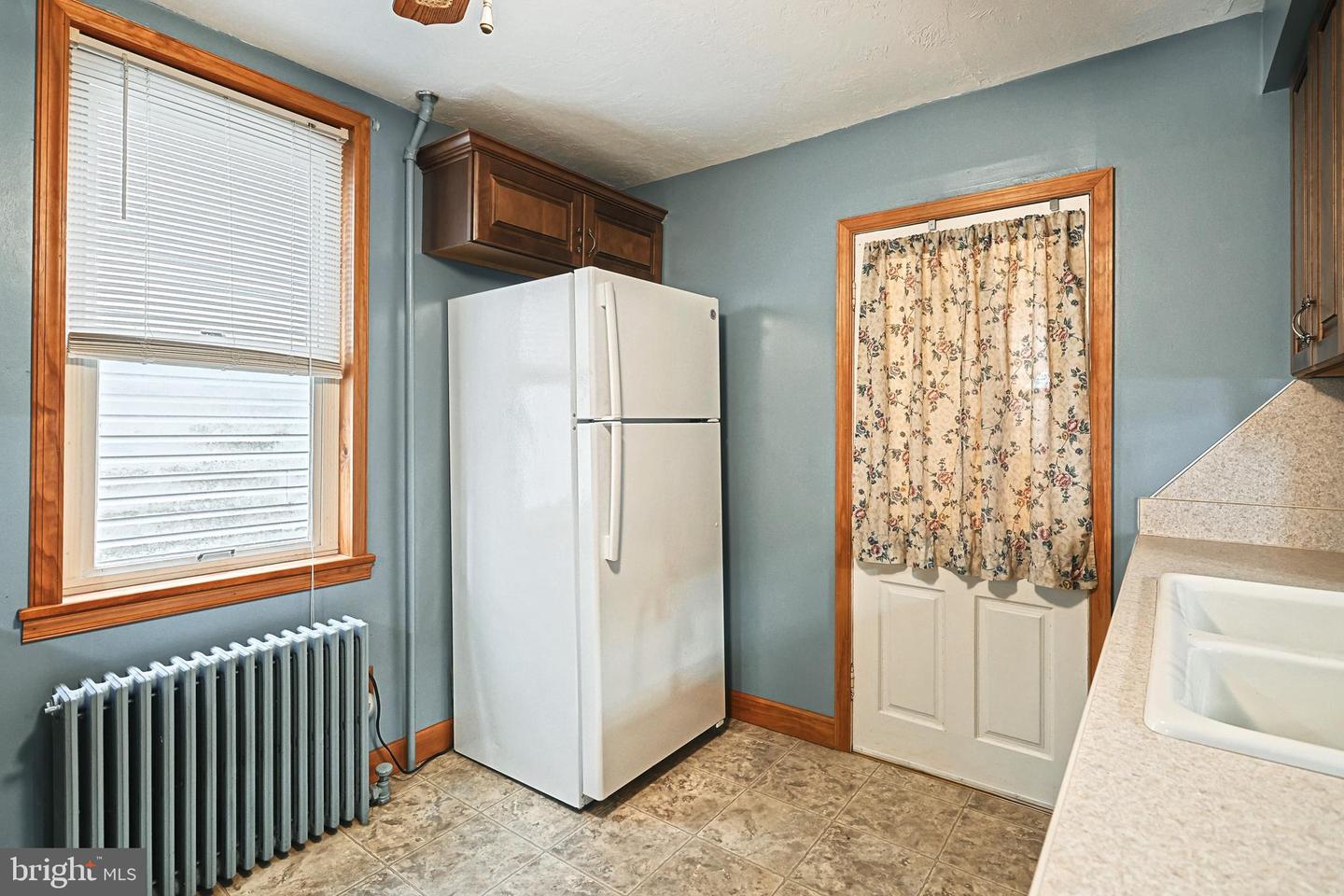 18 S Main St Property Photo 16
