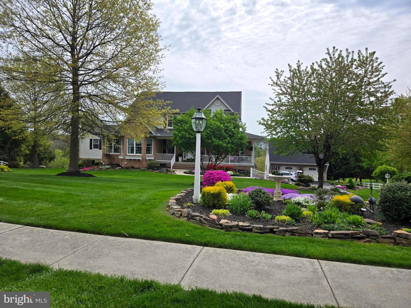 1709 Country Manor Dr Property Photo 4