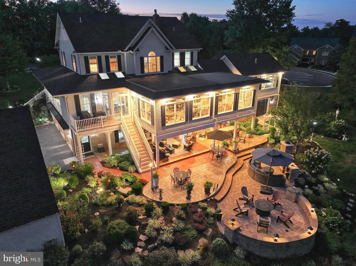 1709 Country Manor Dr Property Photo 9