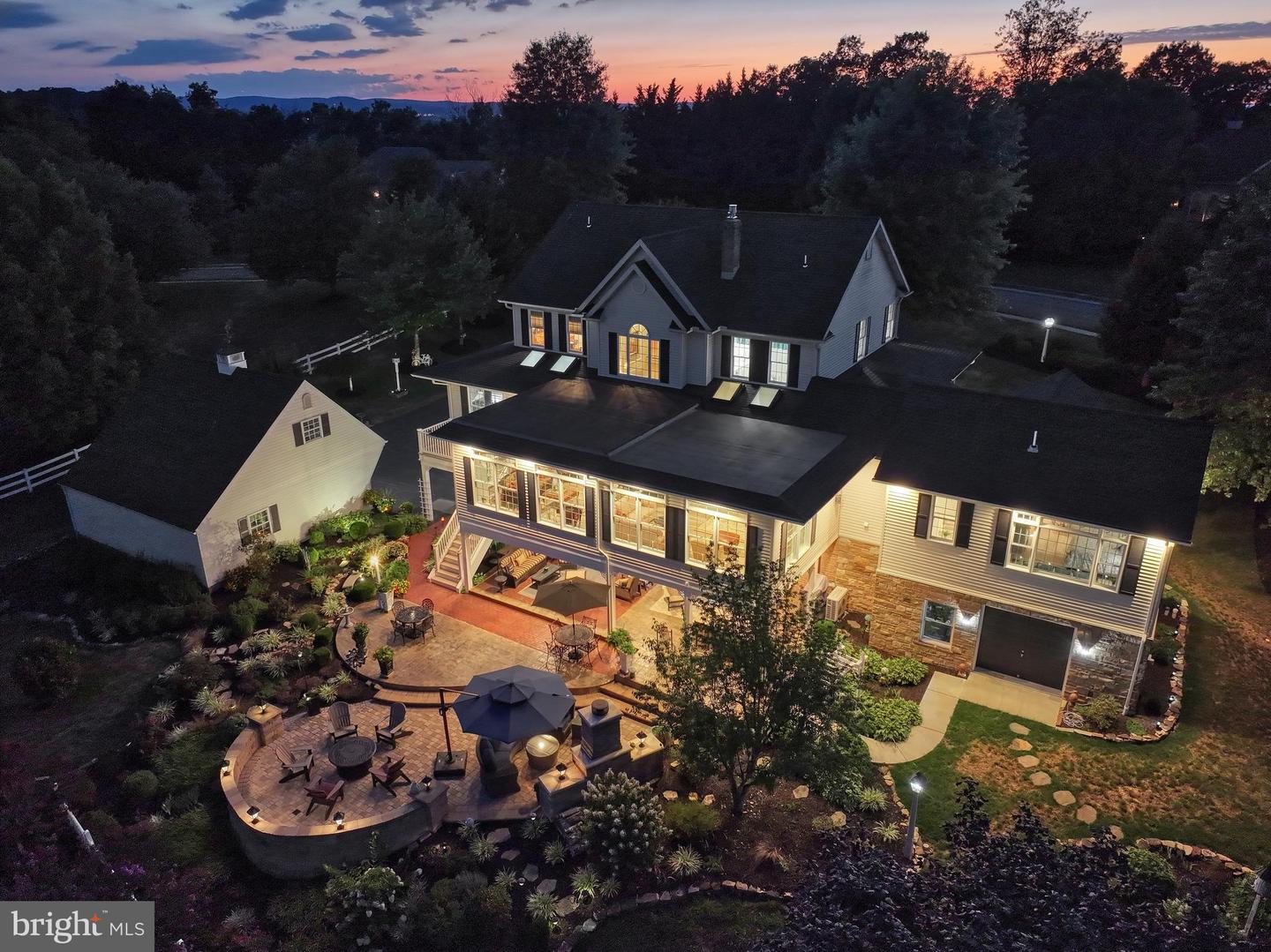 1709 Country Manor Dr Property Photo 10