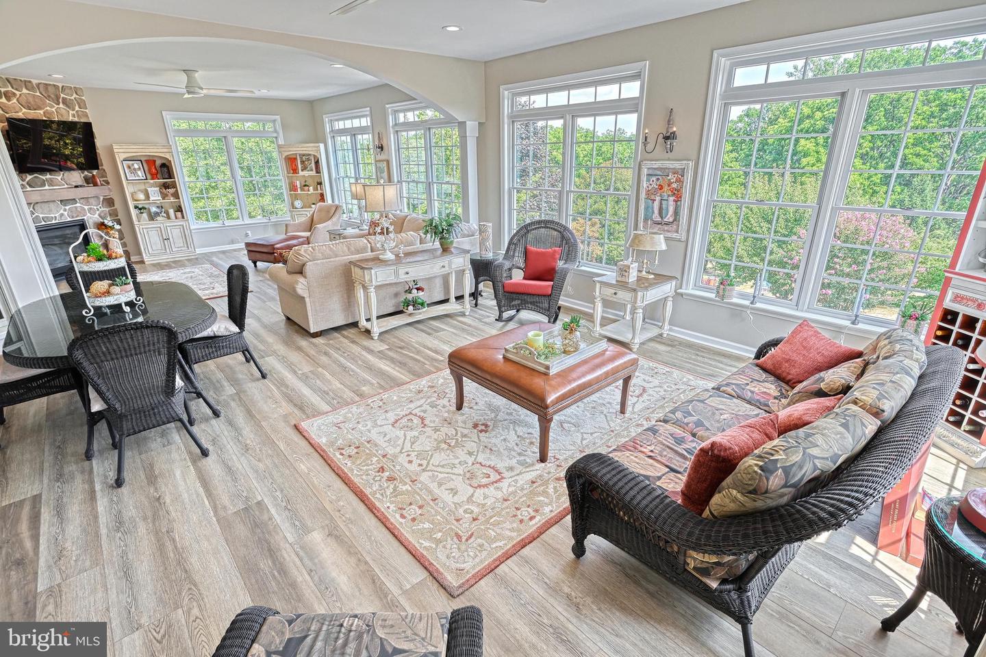 1709 Country Manor Dr Property Photo 28